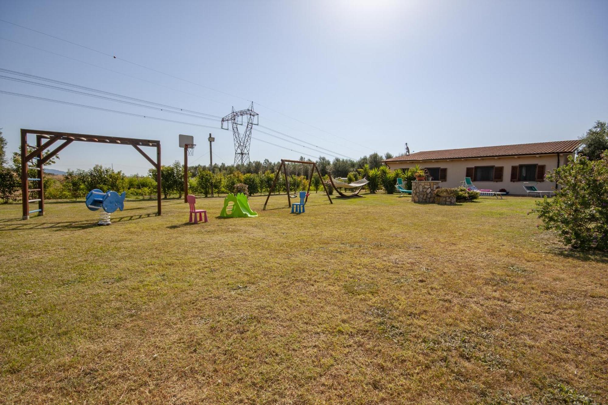 Agriturismo L'Istrice Di Gio Montalto di Castro Luaran gambar