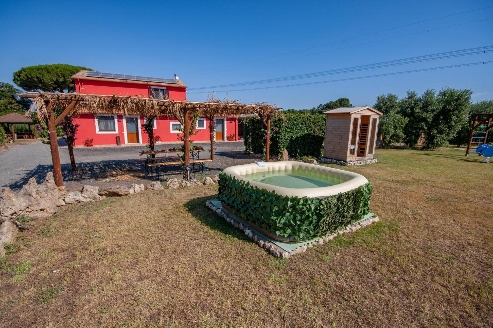Agriturismo L'Istrice Di Gio Montalto di Castro Luaran gambar