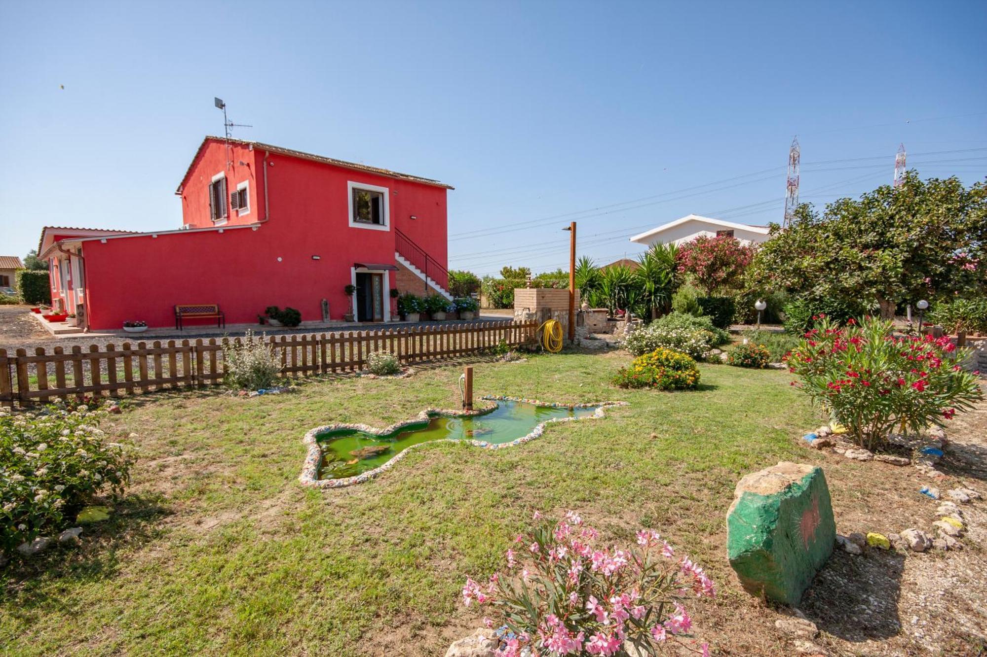Agriturismo L'Istrice Di Gio Montalto di Castro Luaran gambar